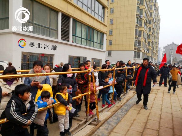 冰雕.jpg 冰雕.jpg