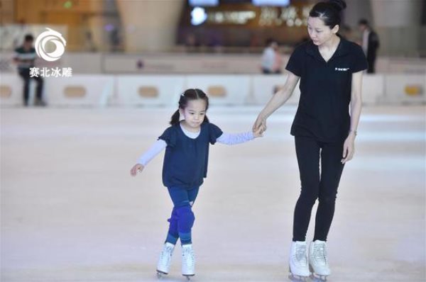 滑冰場(chǎng)設(shè)計(jì)廠家 滑冰場(chǎng)設(shè)計(jì)廠家