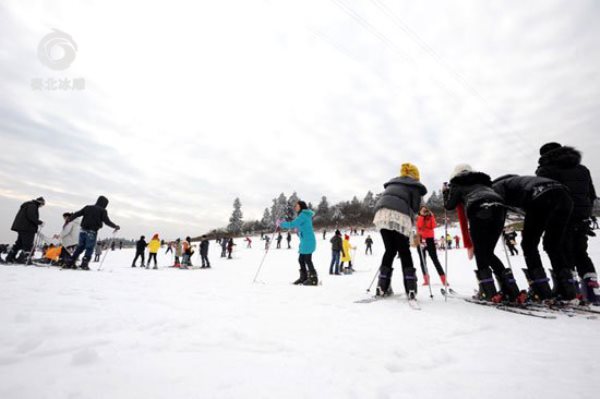 室內(nèi)滑雪場(chǎng)設(shè)計(jì)公司