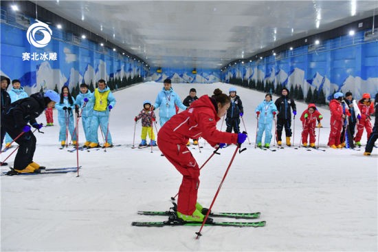 吉林滑雪場(chǎng) 吉林滑雪場(chǎng)