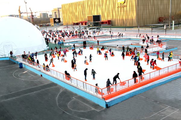 室外滑冰場投資需要多少錢 室外滑冰場投資需要多少錢