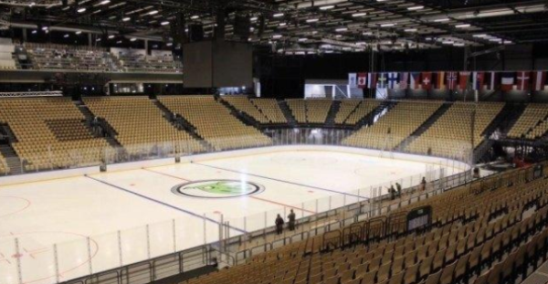 室內(nèi)滑冰場賺錢嗎 室內(nèi)滑冰場賺錢嗎