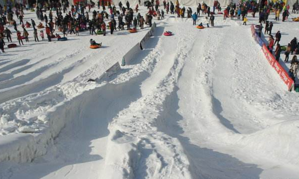 建一個(gè)滑雪場(chǎng)的成本 建一個(gè)滑雪場(chǎng)的成本