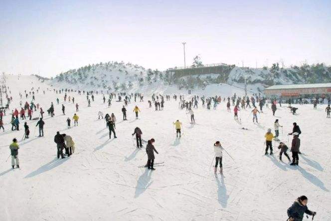 浙江人工滑雪場 浙江人工滑雪場