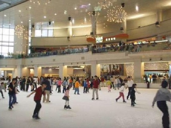 冰悅滑冰場(chǎng) 冰悅滑冰場(chǎng)