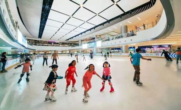 青島滑冰場(chǎng)